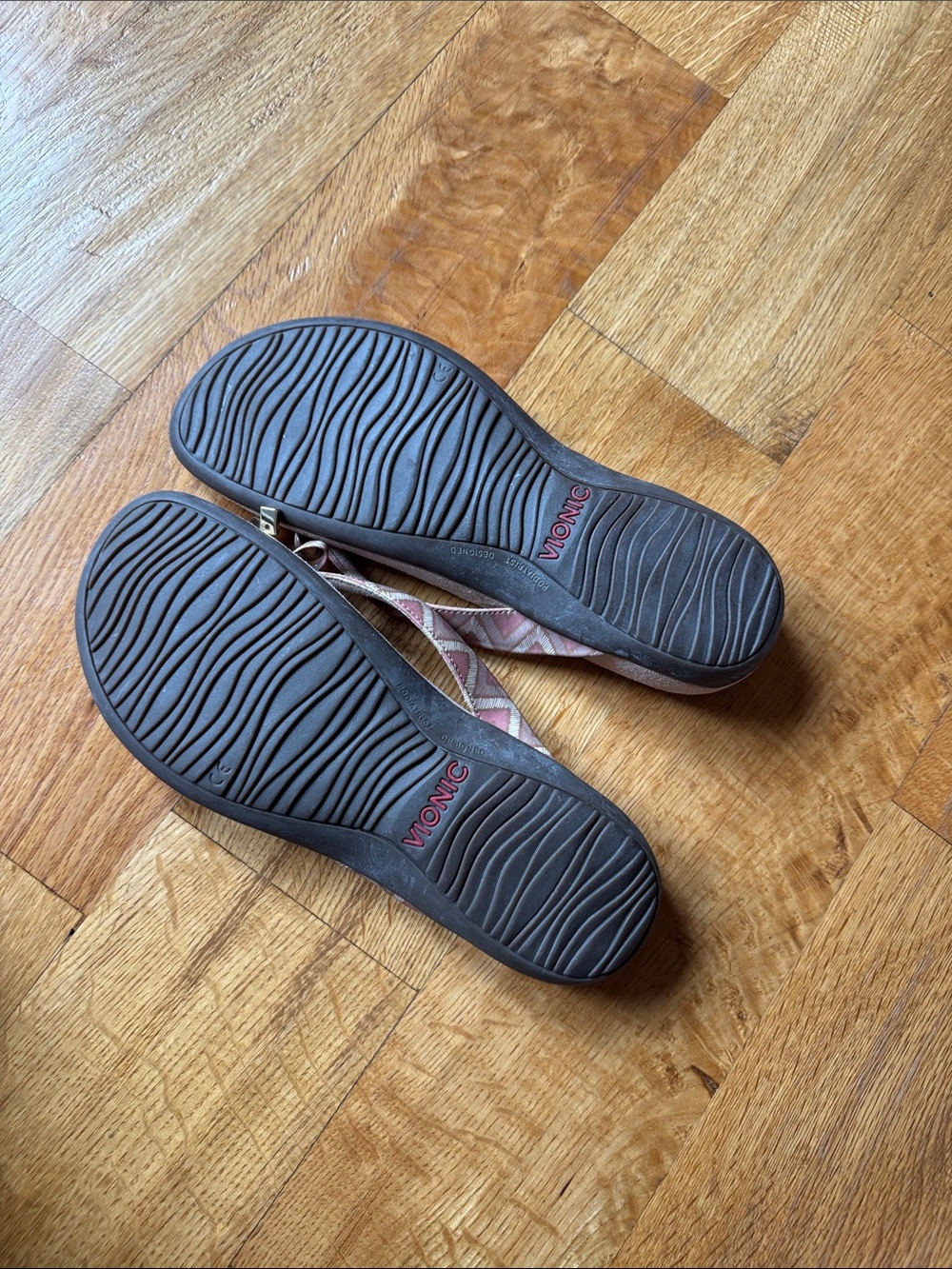 Vionic Bella Sandals View 5